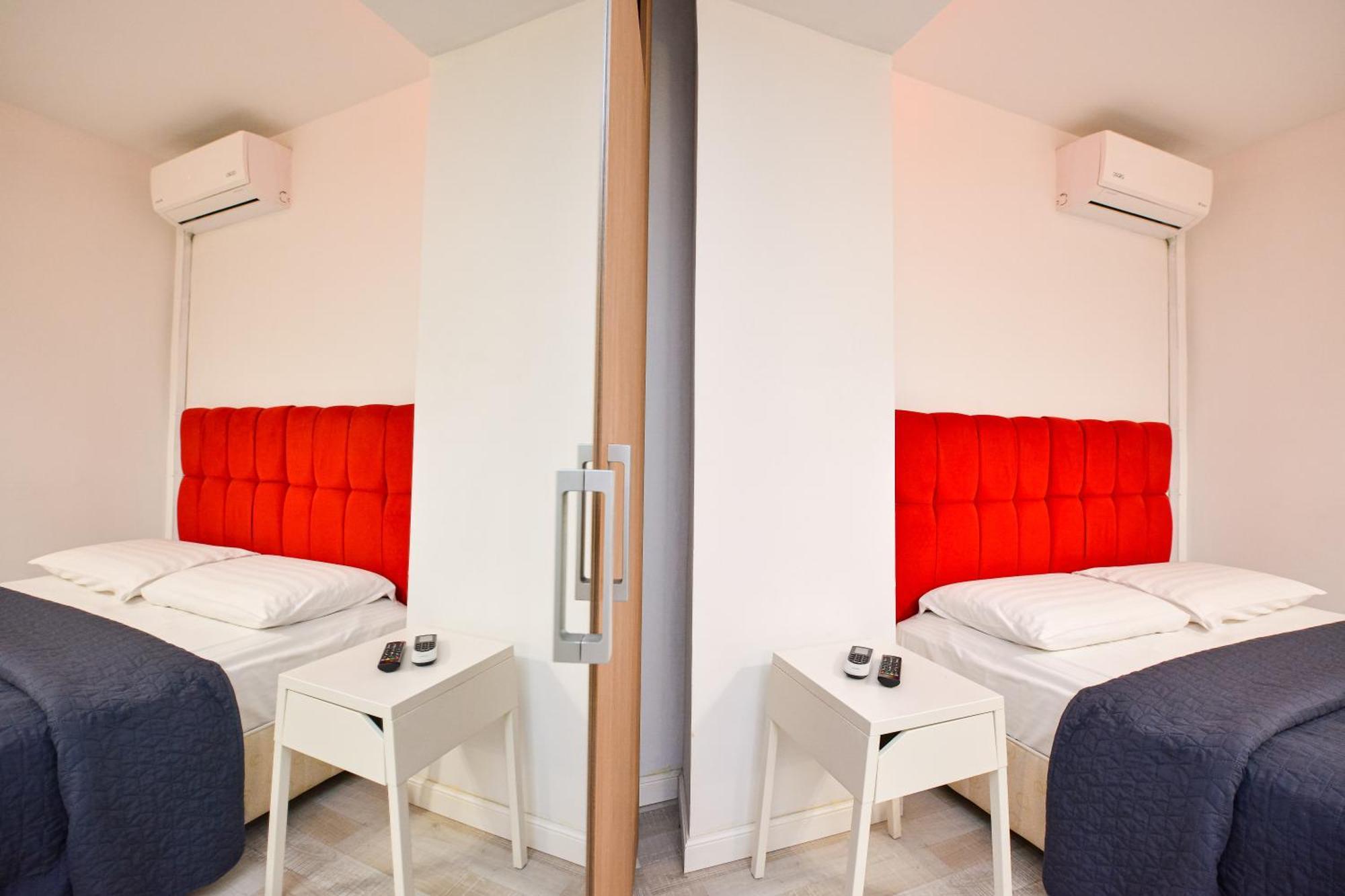 Dracula Adventure Tours Apartament *