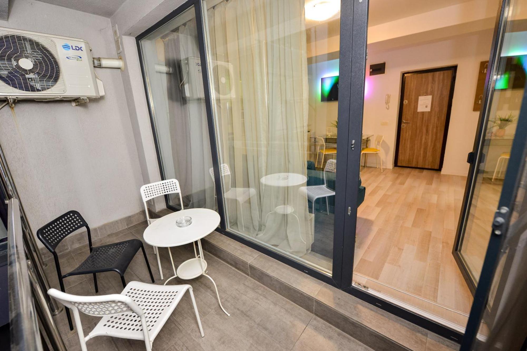 Apartament Dracula Adventure Tours *