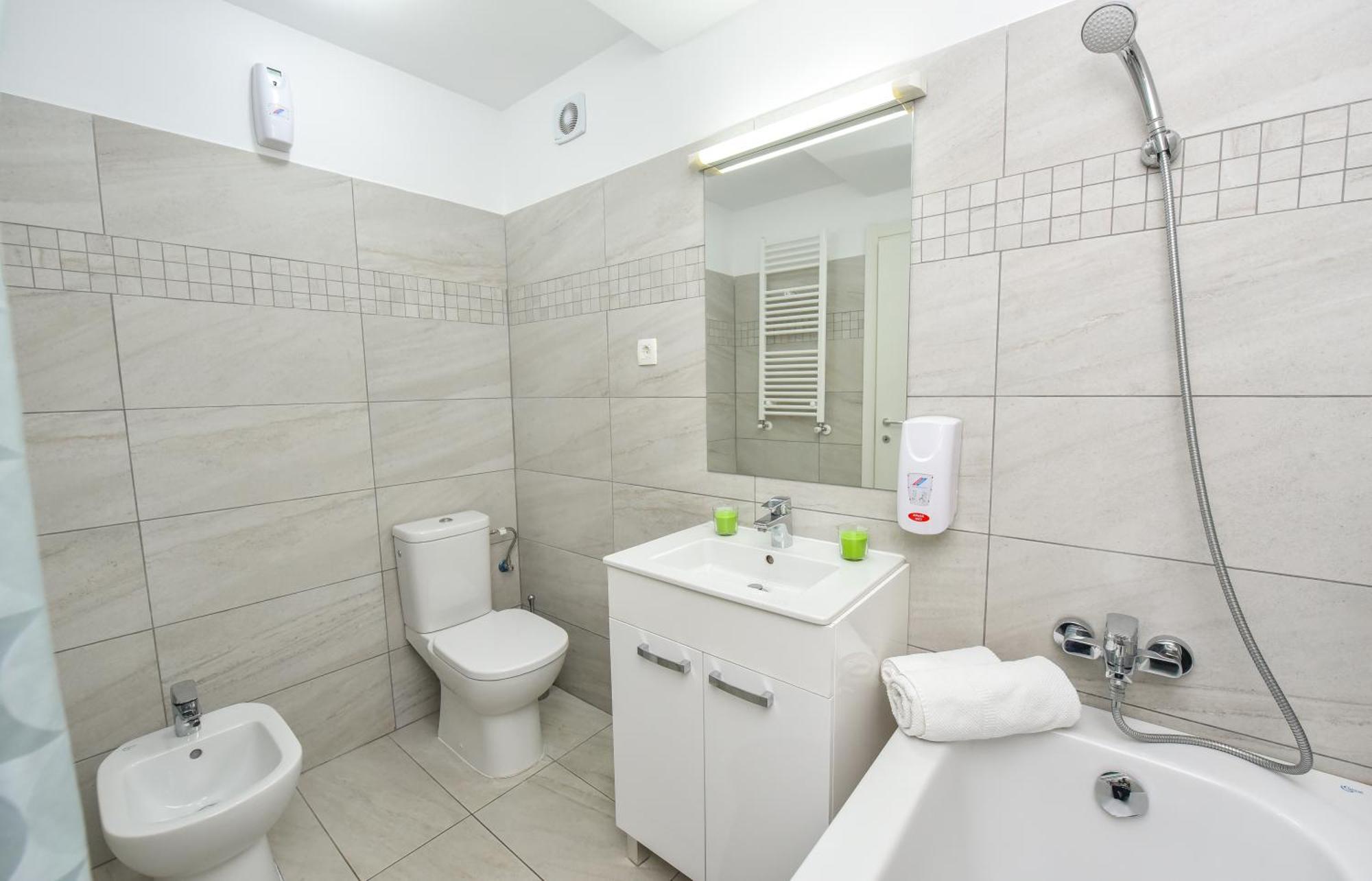 Dracula Adventure Tours Apartament Bucureşti